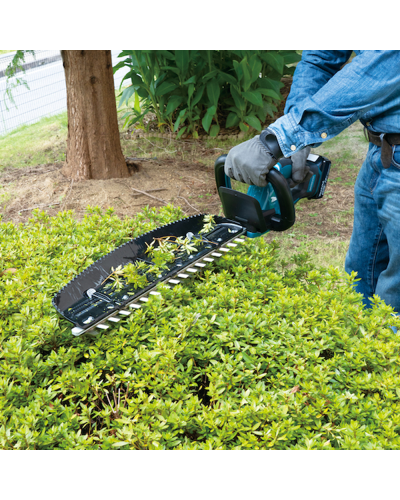 Акумуляторний кущоріз Makita LXT DUH506Z+ акумулятор BL1830B+ зарядний пристрій DC18RC - фото 3 Акумуляторний кущоріз Makita LXT DUH506Z+ акумулятор BL1830B+ зарядний пристрій DC18RC - фото 3
