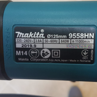 Угловая шлифмашина (болгарка) Makita 9558HNG