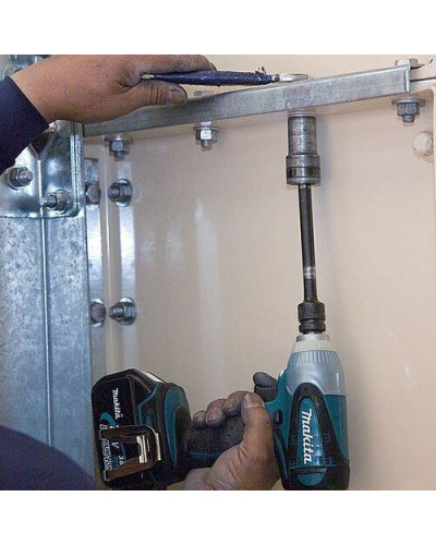 Аккумуляторный ударный гайковерт Makita LXT DTW251Z (каркас)  - фото 2