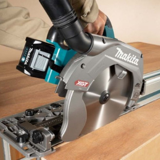 Аккумуляторная дисковая пила Makita XGT HS009GZ (каркас)