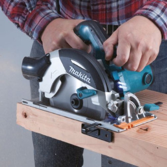 Дисковая пила Makita HS6101