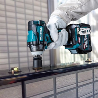 Аккумуляторный ударный гайковерт Makita XGT TW004GZ (каркас)