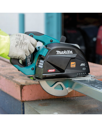 Аккумуляторная дисковая пила MAKITA XGT CS002GZ01 (каркас)  - фото 9