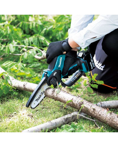 Аккумуляторная цепная пилка Makita LXT DUC150Z + аккумулятор BL1830B+ зарядное устройство DC18RC  - фото 6