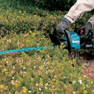 Аккумуляторный кусторез Makita XGT UH008GD201