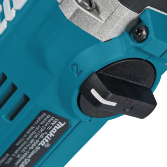 Аккумуляторная угловая дрель Makita LXT DDA450ZK
