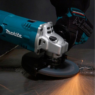 Угловая шлифмашина Makita GA5021