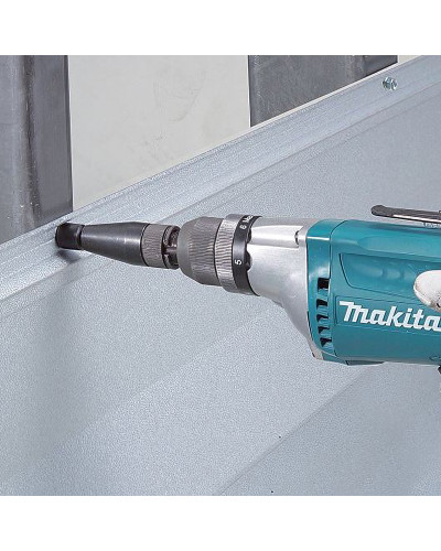 Шуруповерт для гипсокартона Makita FS2700  - фото 2