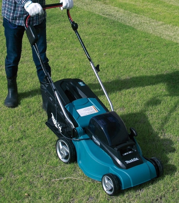 Газонокосарка Makita